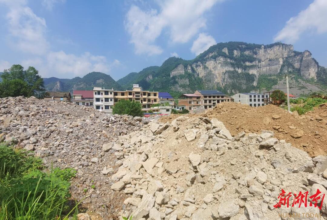 涟源民盟医院：守护群众健康的坚实堡垒
