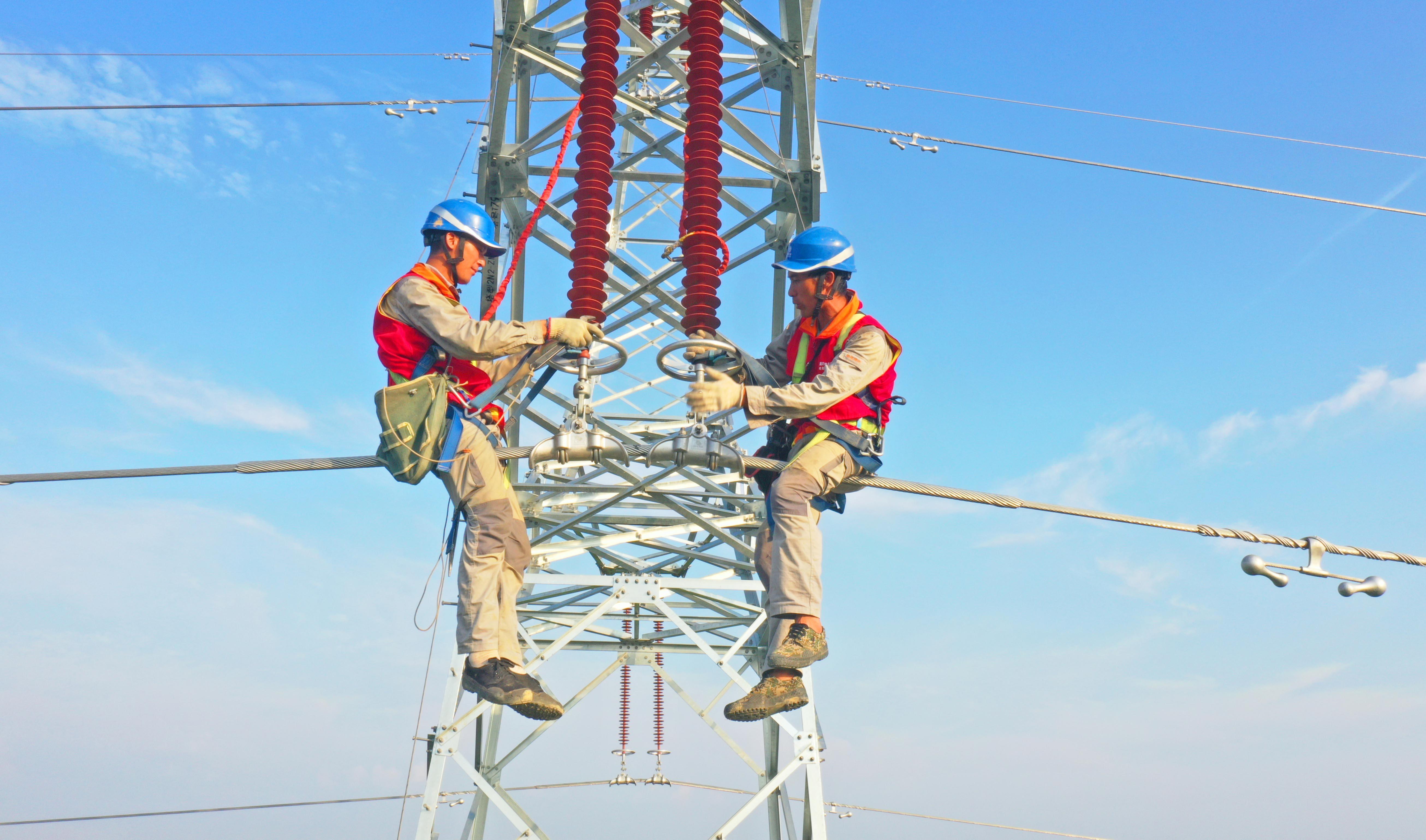 高温津贴≠防暑降温费，你的专“暑”权益了解一下→