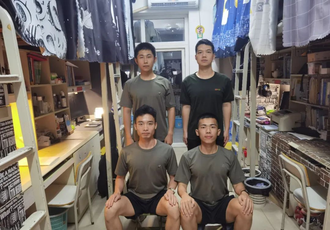 宿舍军人版短剧，免费观看的热血故事，免费观看，军人版宿舍短剧，热血故事燃起你的激情