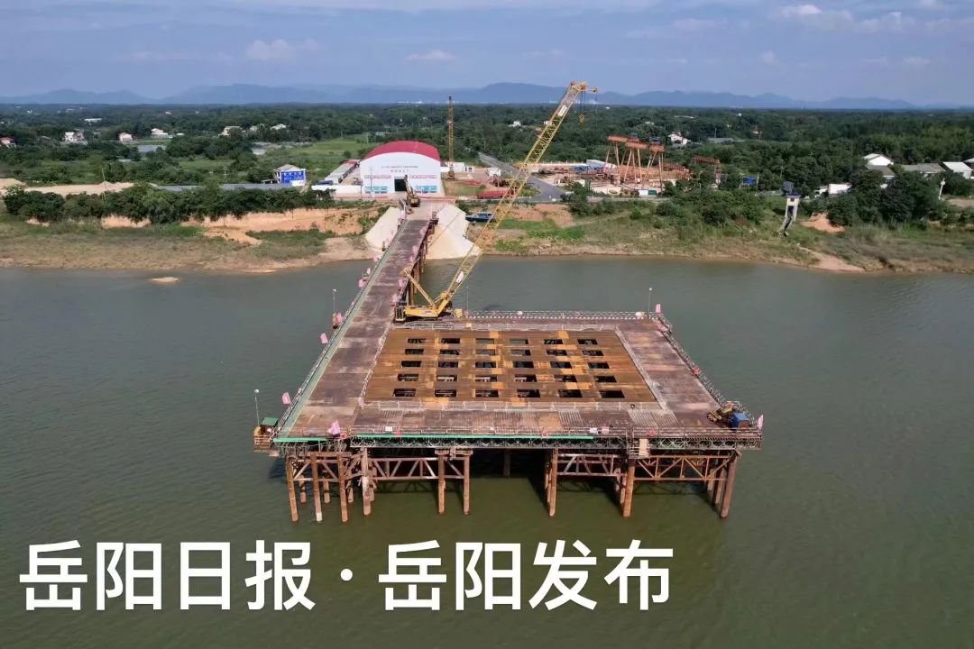 湖南樟树港湘江大桥主墩支栈桥完成施工 - 新湖南客户端 - 新湖南