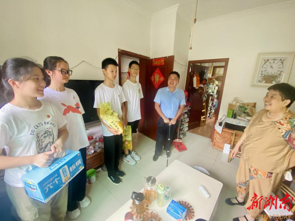 "中国好人"汤俊杰:助残做公益,真情暖人心-新湖南