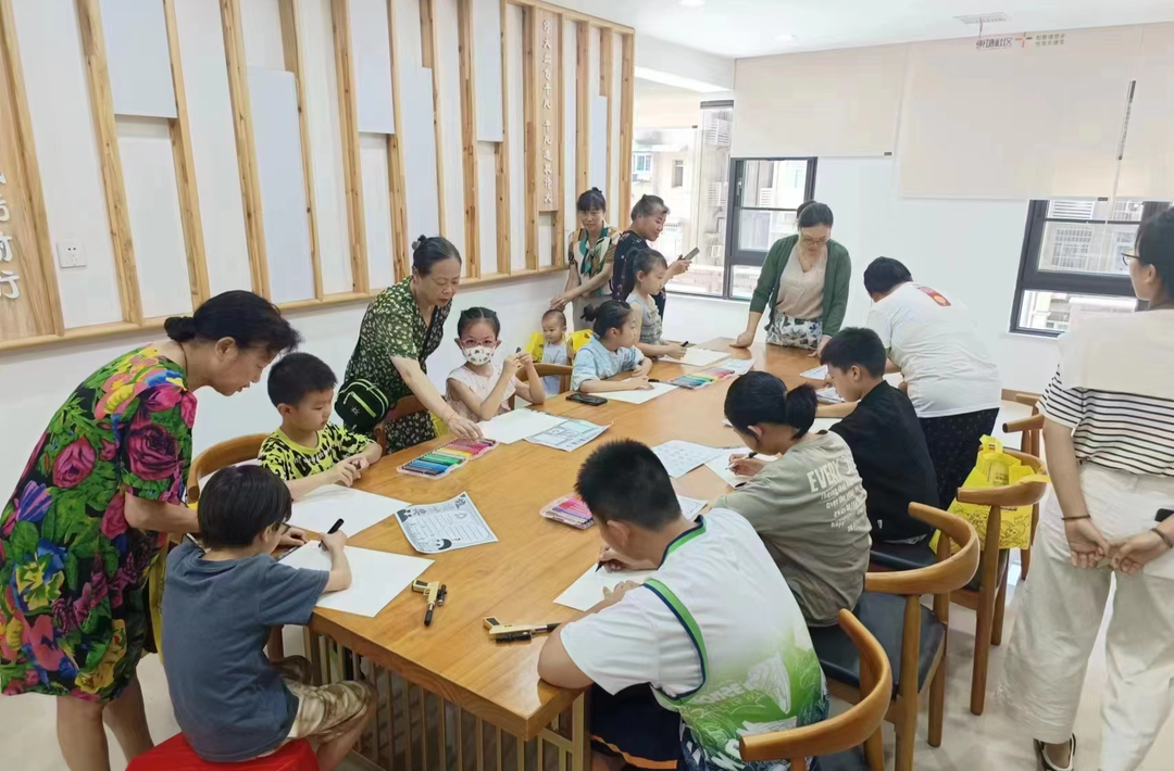 东塘社区：创建卫生城市 儿童有“画”说