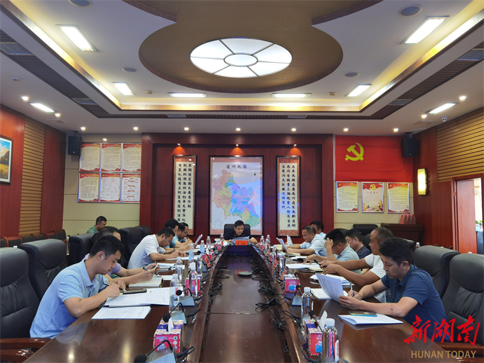 李天明主持召开仙子脚镇神仙头村软弱涣散基层党组织整顿工作推进会