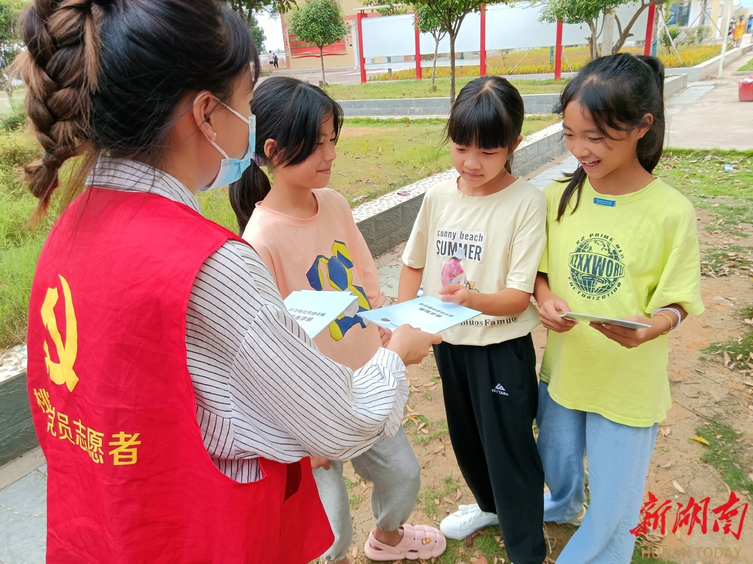江永县桃川镇:"利剑"执手 村(居)民代表变身"护蕾安全员"-新湖南