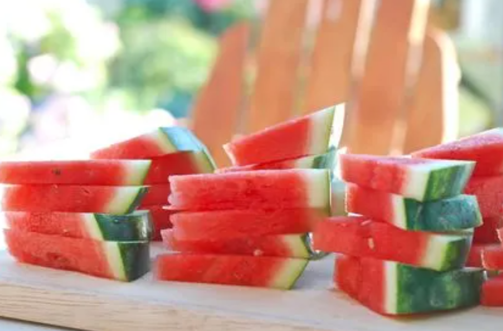 喝牛奶吃西瓜两天“胖”10斤？这类人群要注意啦！