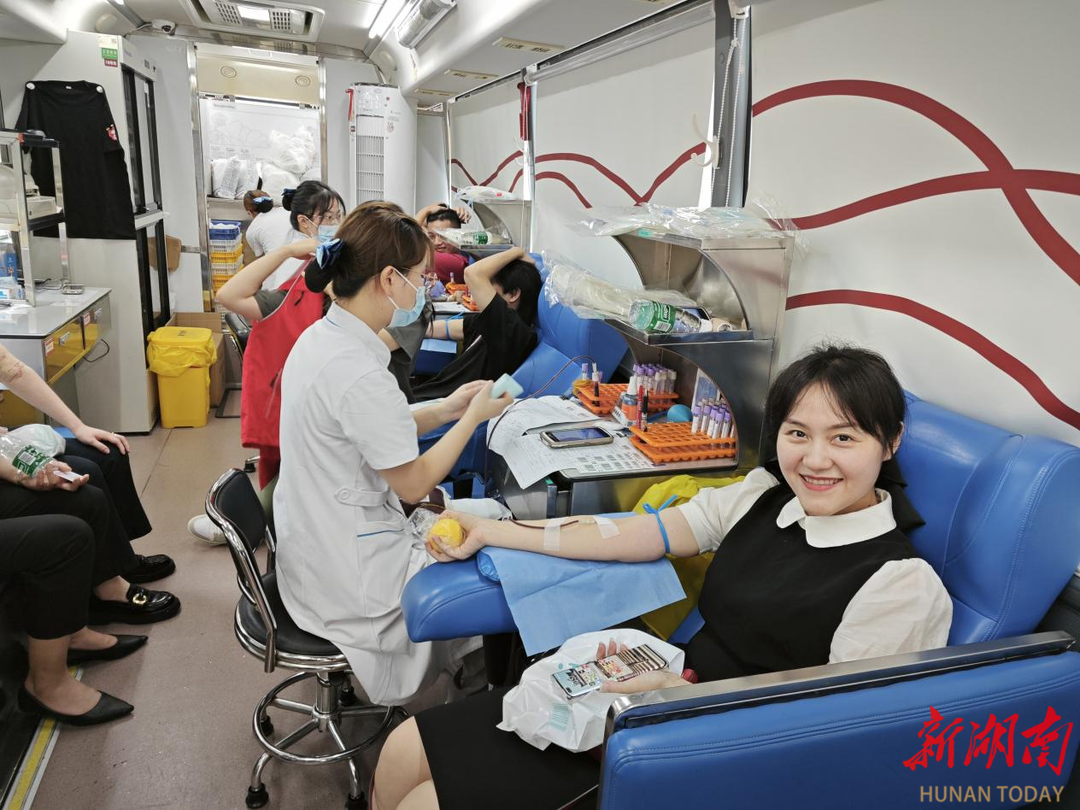 点点爱心汇聚 青园街道组织献血活动 - 街道动态 - 新湖南