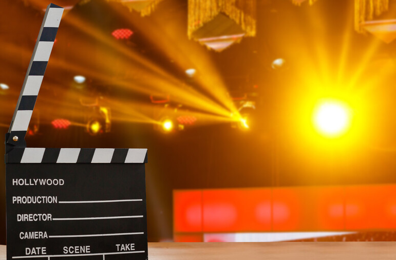 连续2天破5亿！2023年暑期档总票房突破150亿元，前三名都是国产片