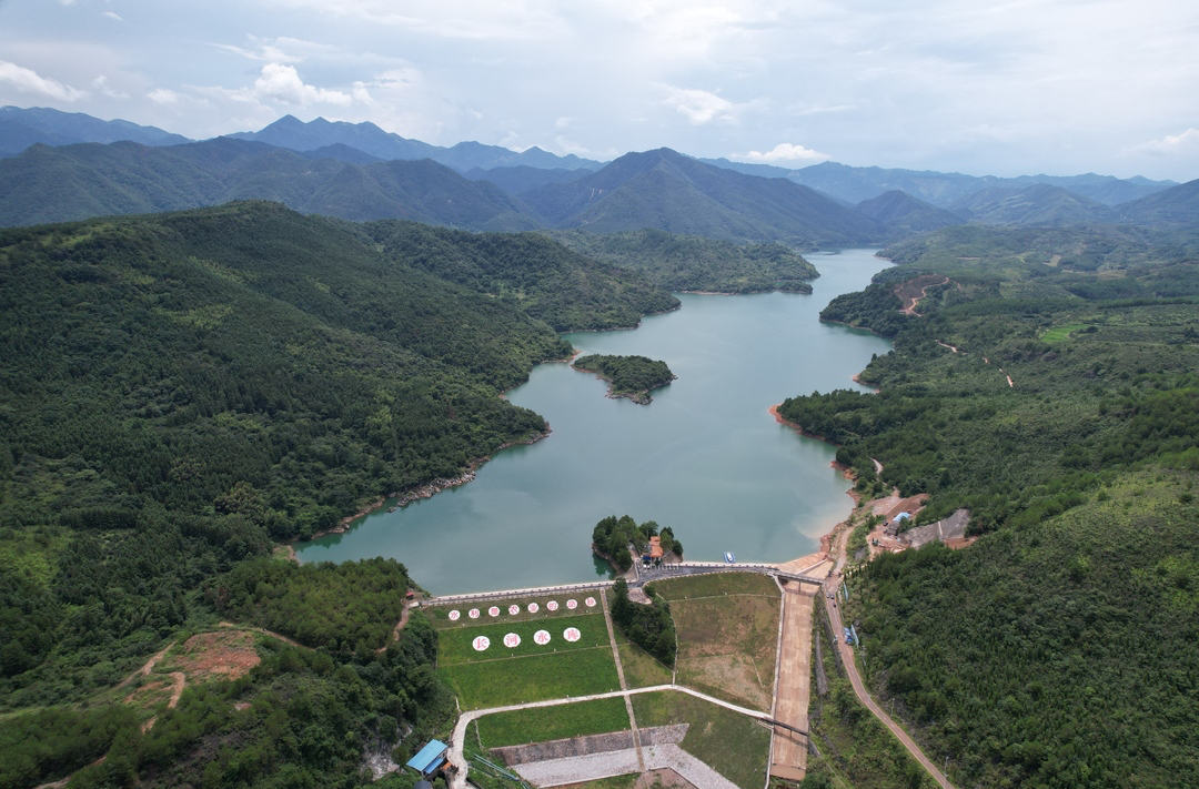 湖南：坚决保护河湖生态 加快建设人民满意的美丽幸福河湖 ——写在首个全国生态日到来之际