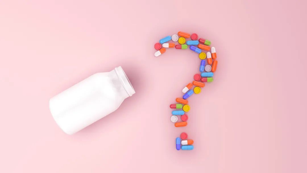 天气炎热，药品需要放进冰箱吗？