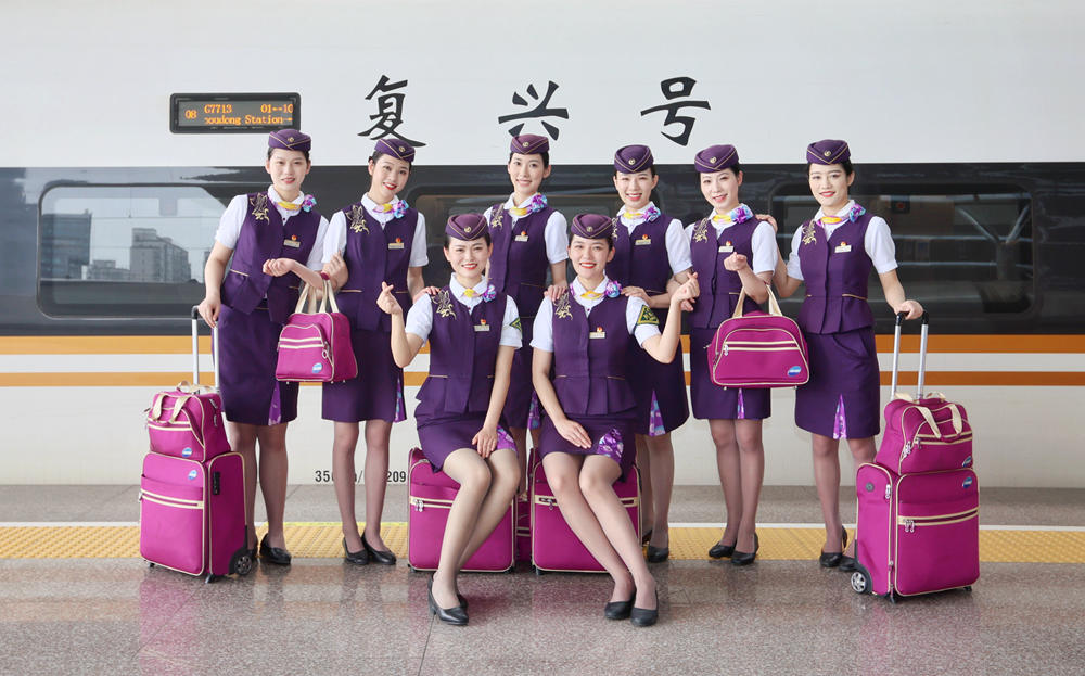 亚运列车乘务员是怎么训练的？一起揭秘→