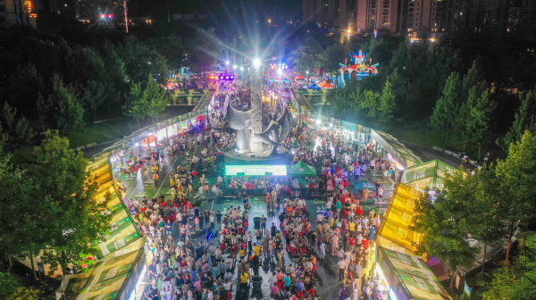 湖南7月接待近4000万游客 门票收入超8亿元