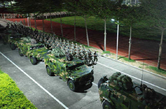 驻香港部队陆海空三军完成第26次轮换