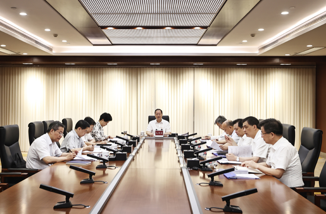 省政府党组班子召开专题民主生活会