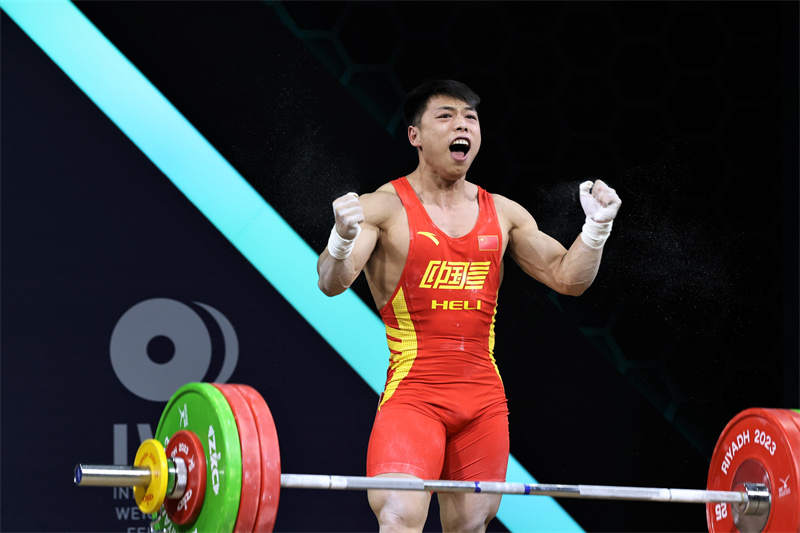 举重世锦赛谌利军包揽三金