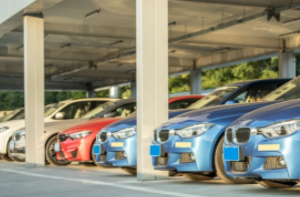 暑期租车市场火热，订单显著超越2019年同期，更多女性用户掌握方向盘