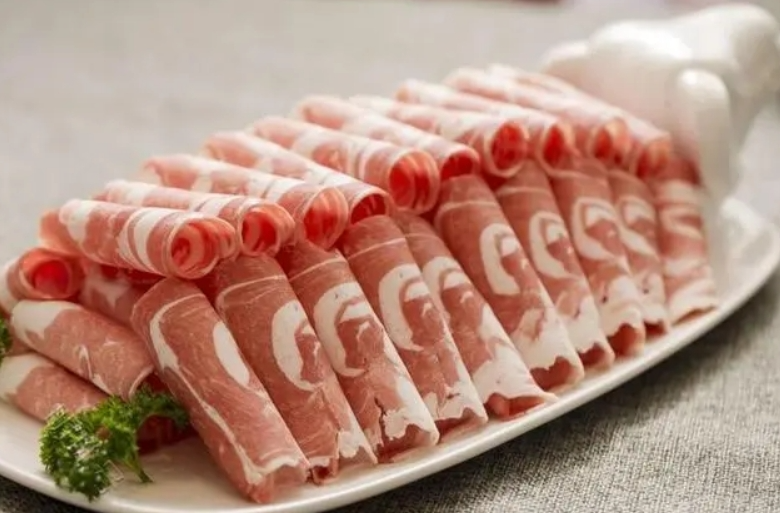 为何羊肉卷里爱掺鸭肉？价格便宜，质地比较接近