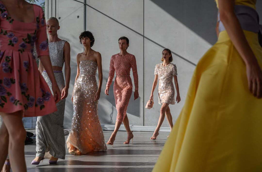 Carolina Herrera品牌在纽约举行时装秀