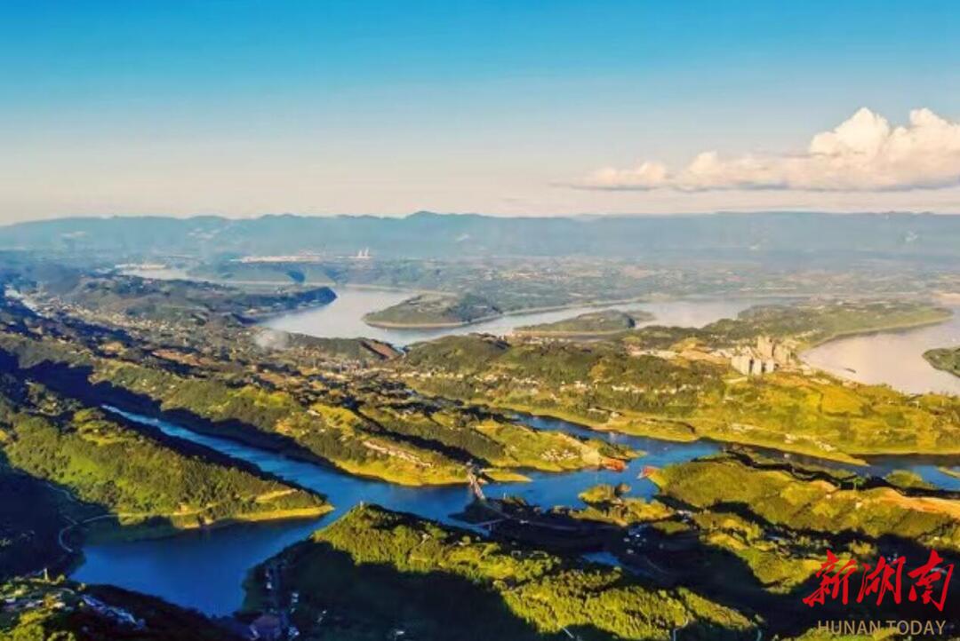 湖南日报要闻头条沿着长江读懂中国