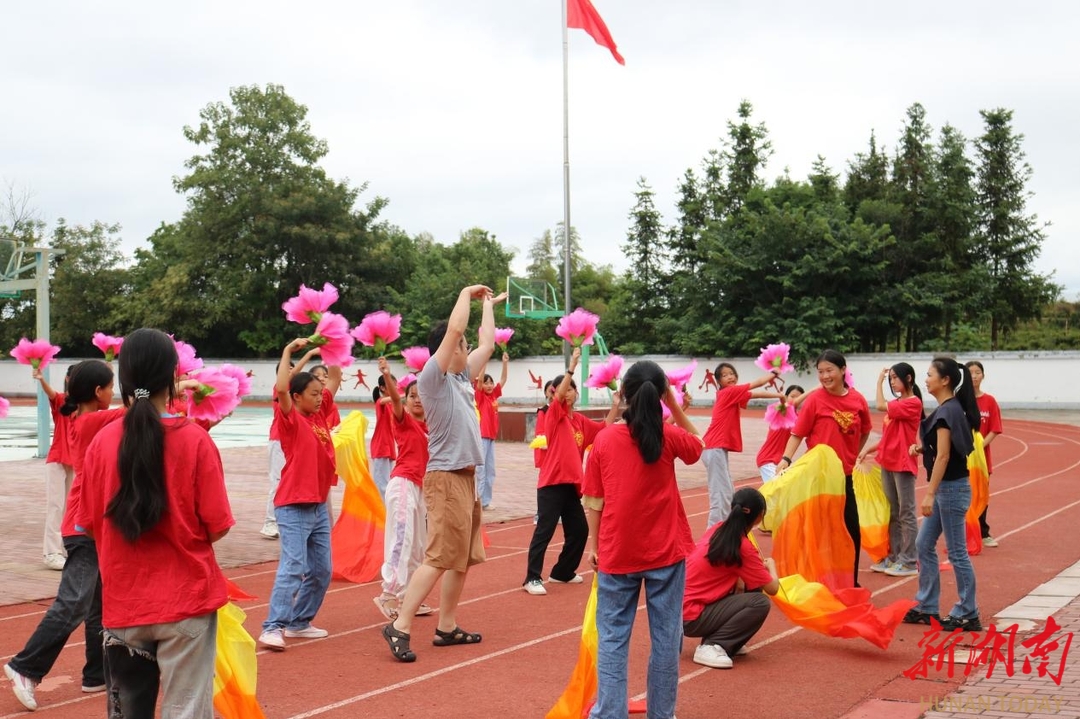 株洲市渌口区教育局：指导乡村舞蹈教学 让农村孩子登台演出 教育资讯 新湖南