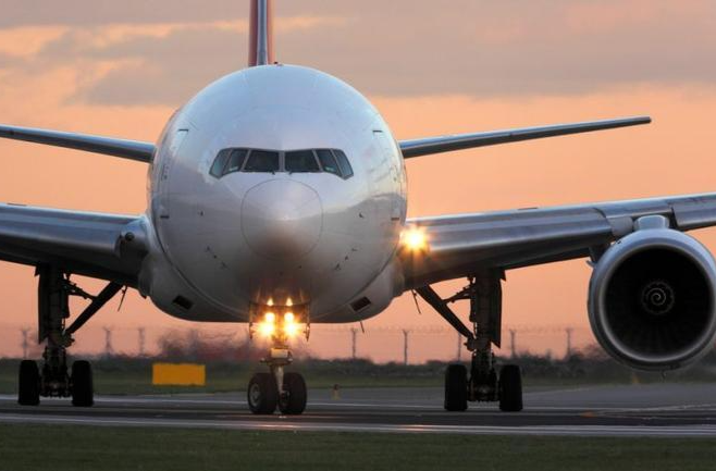 中秋国庆机票预订火爆 长线游市场增长迅速