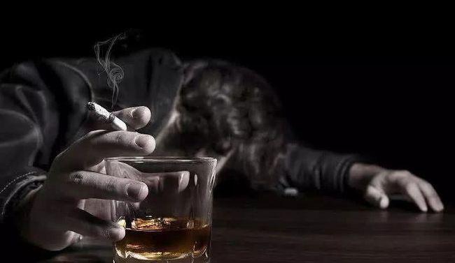 熬夜、抽烟、酗酒......男子因这些坏习惯诱发肺结核