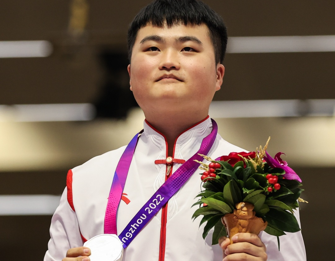 犇向亚运｜破世界纪录！株洲伢子刘杨攀射出亚运湘军第5金