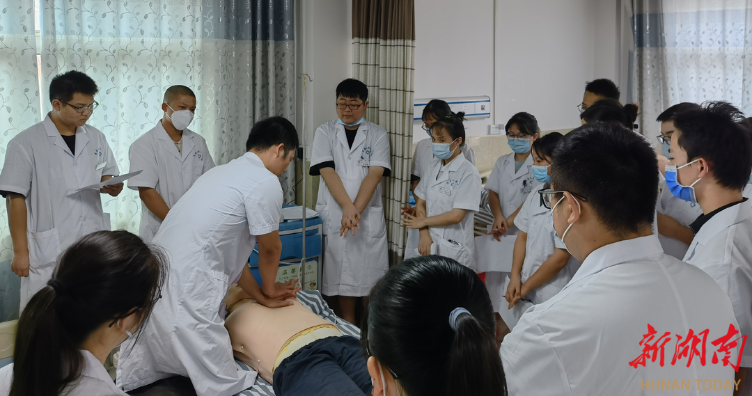 道县人民医院助理全科医生培训考试达到“双百”通过率