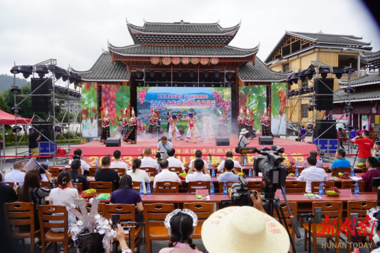 绥宁东山侗族乡举办2023年红提文化旅游节庆丰收_邵阳头条网