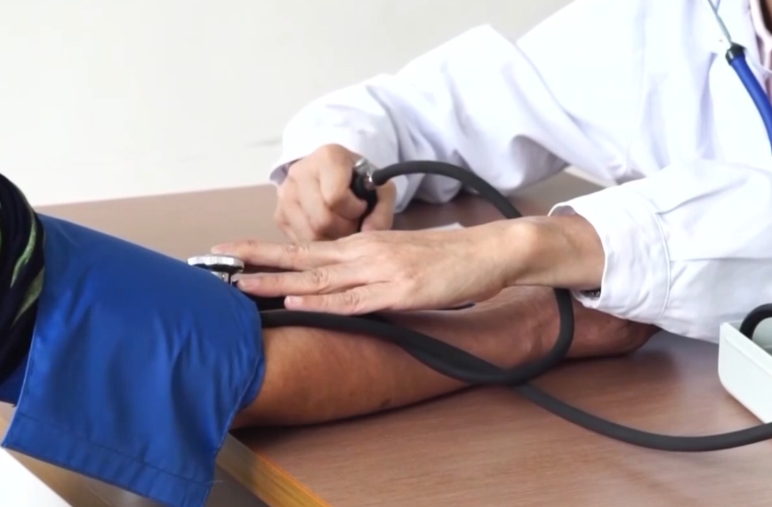 我国高血压患病人数约为2.45亿 一文了解这种慢性病→