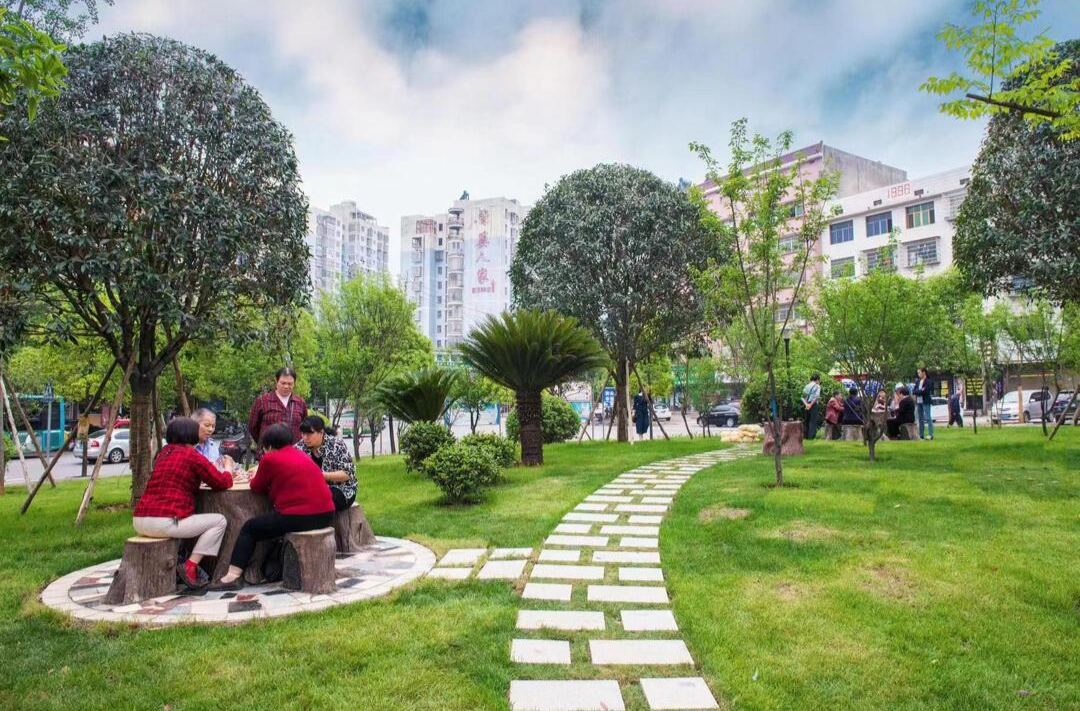 秋季为何更显天朗气清？