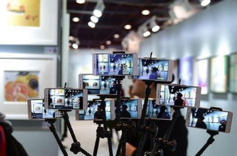 退货速度跟不上被骗速度，媒体：整治骗购直播让老人安全触网