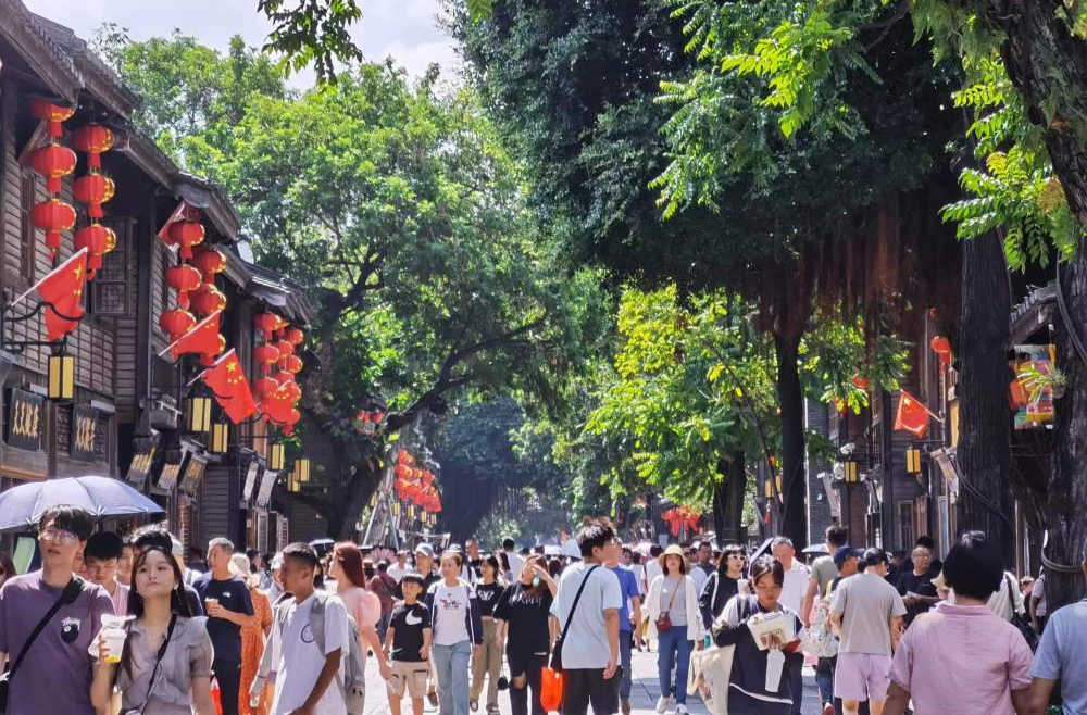習近平總書記關切事｜讓城市成為百姓宜業(yè)宜居樂園——人民城市建設的三個故事