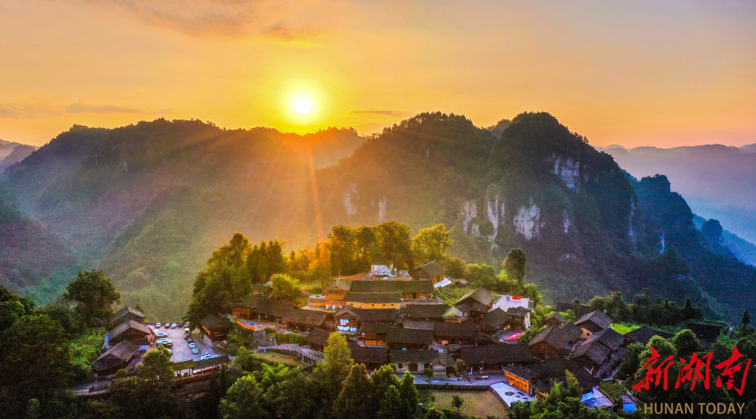 湖南日报特刊丨虢正贵、陈华：牢记嘱托写荣光 感恩奋进谱新篇