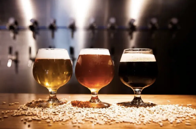 小众“精酿”何以热销大众市场