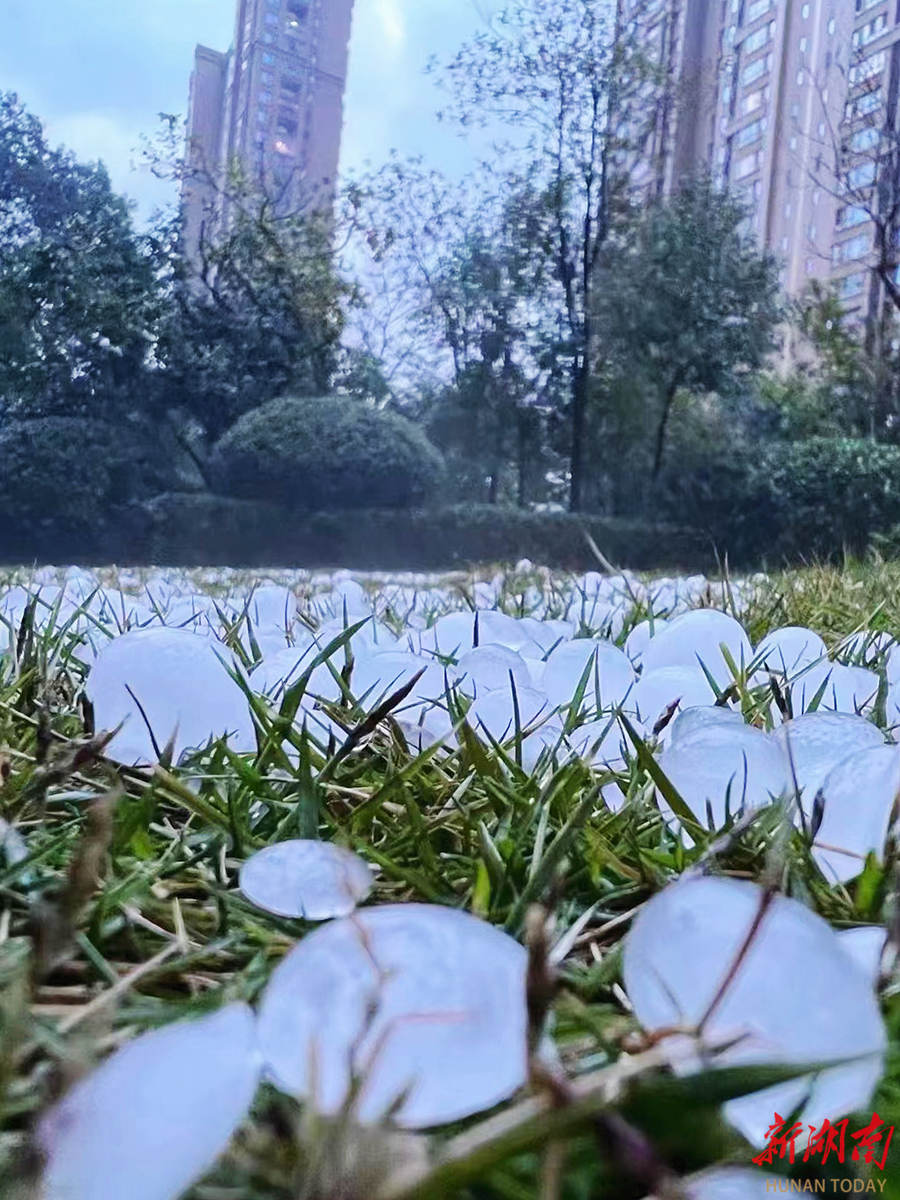 67长沙突降冰雹