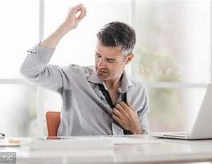 夜间多汗睡不好觉，专家提醒：小心这个病