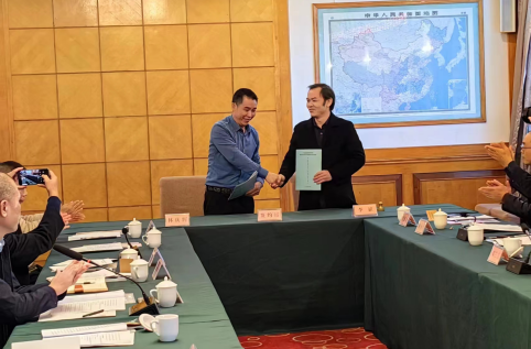 【优化法治化营商环境】江华与连州市签订“省际边界法治睦邻廊道”合作协议
