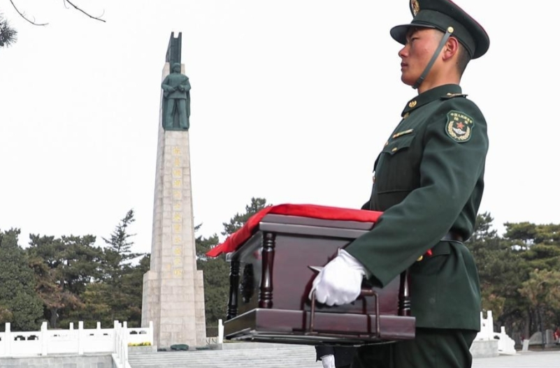 丹心報國 英雄回家——寫在第十批在韓中國人民志愿軍烈士遺骸歸國之際