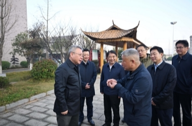 沈曉明在岳陽(yáng)調(diào)研：增強(qiáng)省域副中心城市實(shí)力和輻射帶動(dòng)力 奮力打造全省高質(zhì)量發(fā)展重要增長(zhǎng)極