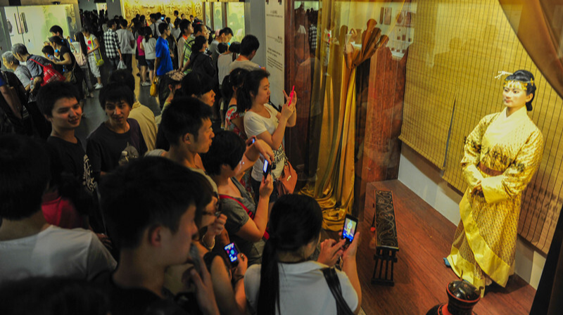 不只是为了“打卡” 大学生为什么喜欢“逛”博物馆