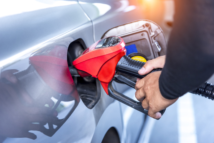 国内油价新一轮调价窗口今晚开启 有望迎来“五连跌”