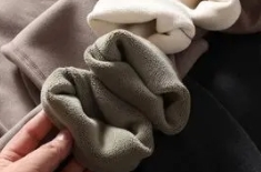 石墨烯、自发热……保暖衣的“黑科技”你看懵了吗