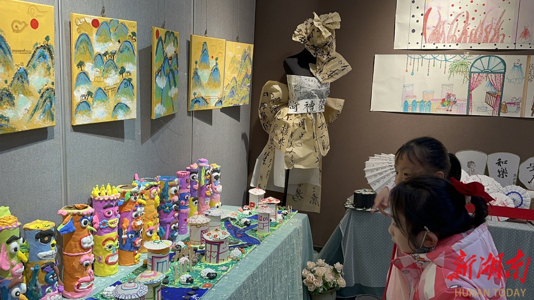 走进艺术世界 感悟童真童趣 “新·力量”邵阳市首届少儿艺术作品展开展_邵阳头条网