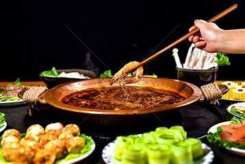 “火锅青年”当心胰腺炎“拜年” 肚子持续痛可能是它在呼救！