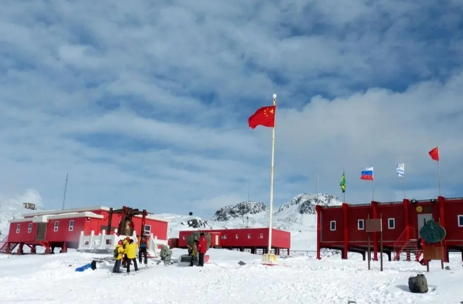 中国第39次、40次南极考察长城站越冬队完成交接