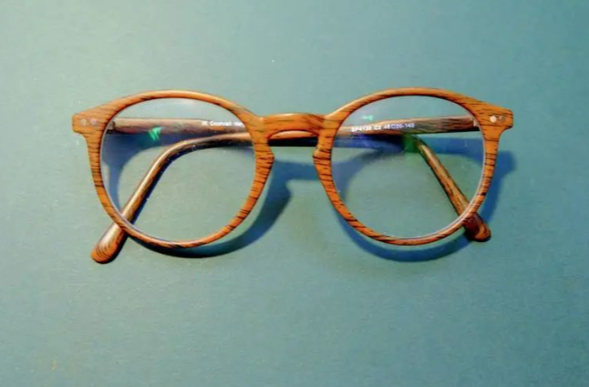 晒眼皮防近视?这个方法靠谱吗?