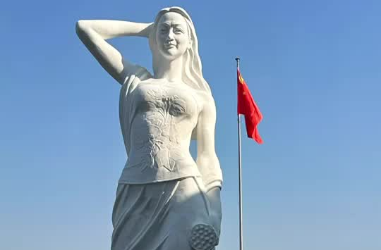 2023首届长沙雕塑艺术大展在李自健美术馆开幕