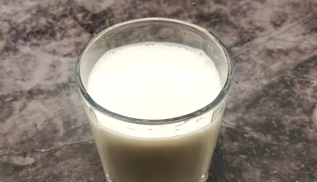 总是睡不好的人有救了！专家给出 7 条饮食营养建议，简单有用！