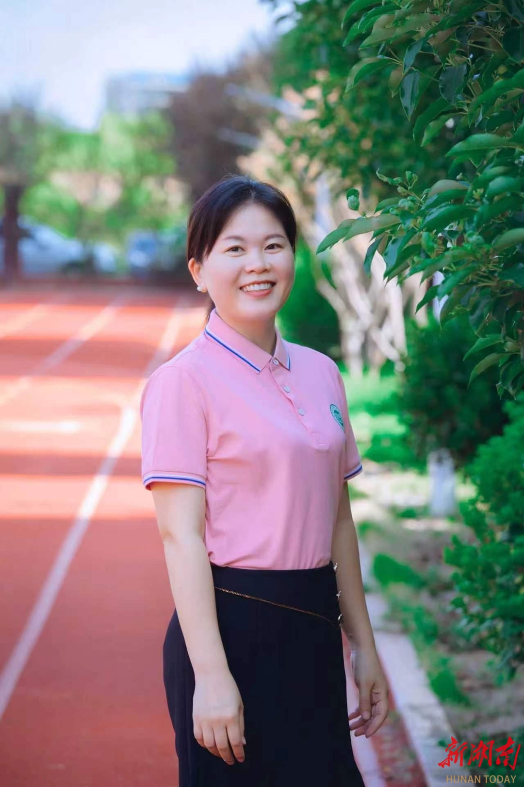 邹利民:锐意进取挑重担 身先垂范领头雁