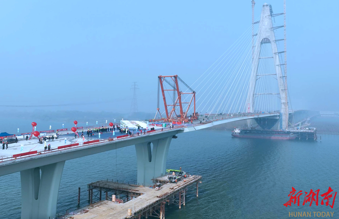 香炉洲大桥正式合龙，预计明年6月建成通车